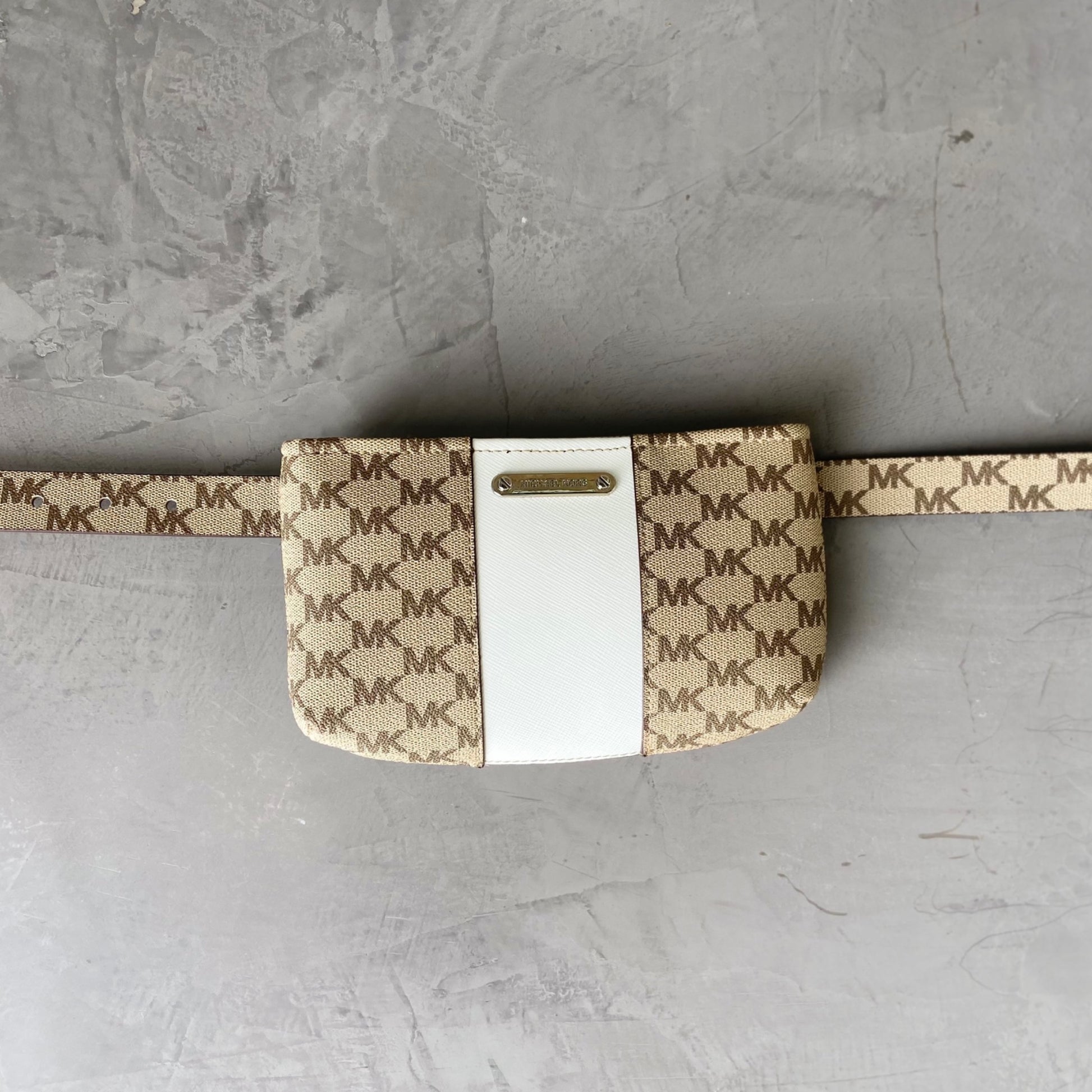 Riñonera Michael Kors - La Tiendita de la Jose