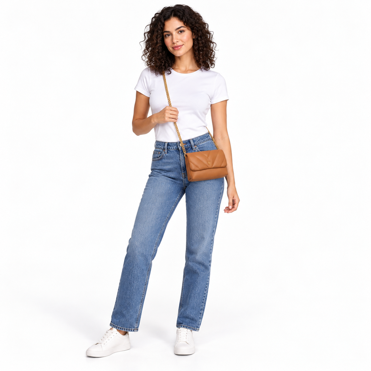 Crossbody pequeño Victoria’s Secret camel — look casual