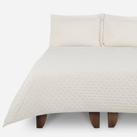 Quilt De Microfibra De 2 Plazas Color Taupe Cic Gris Lisa