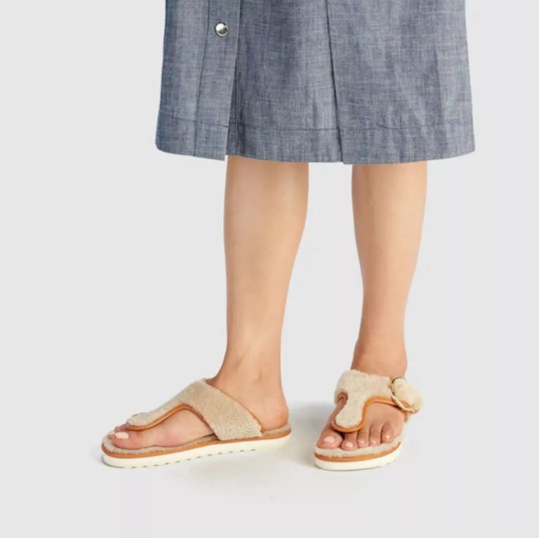 Sandalias Pantuflas Coach Hollie Shearling Marrón Natural - La Tiendita de la Jose